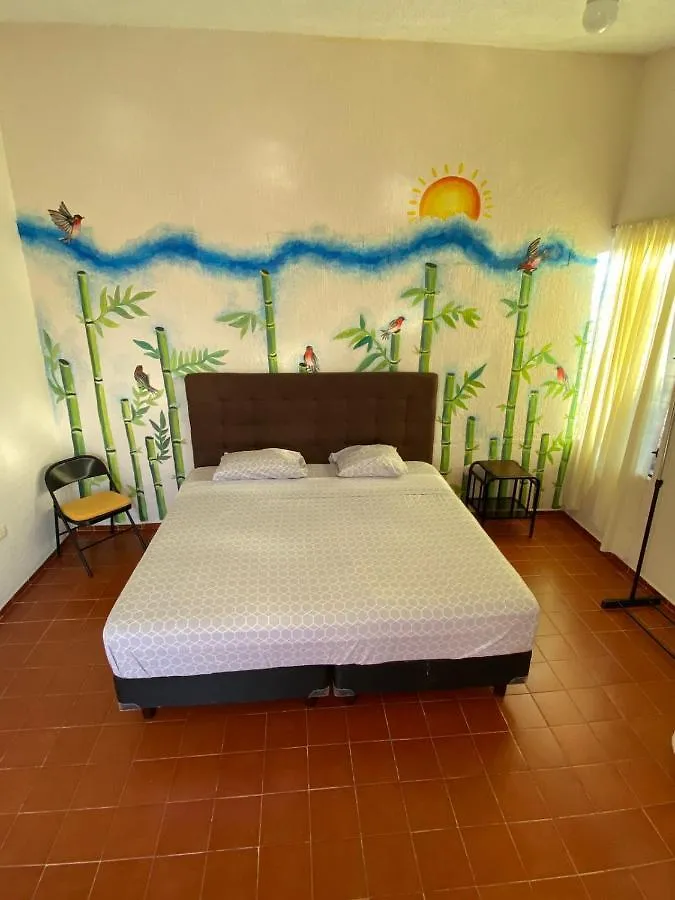 Konukevi Casa Bugambilias Otel Cancun